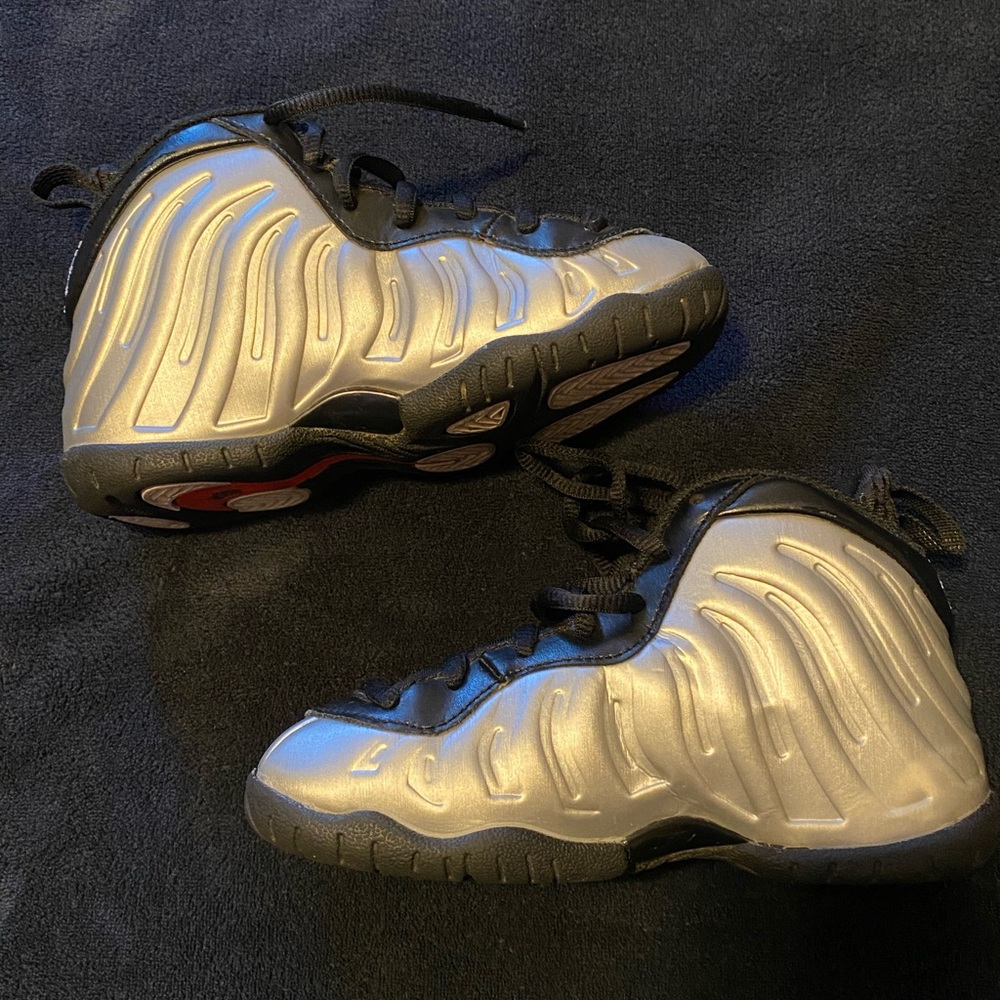 Kids Nike Little Posite One Chrome Sneakers